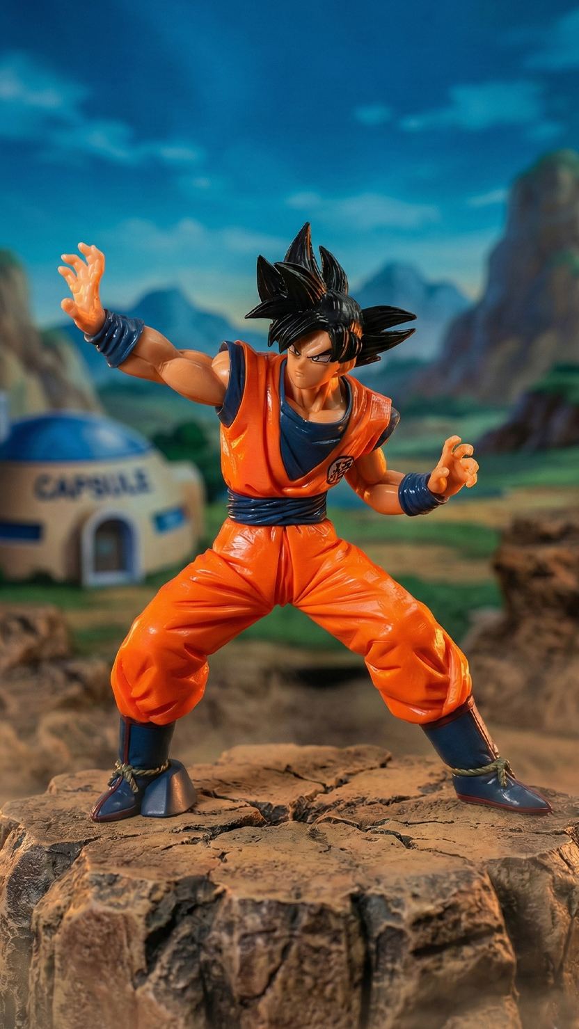 Son Goku Action Figure – Dragon Ball Z Collectible (22 CM)