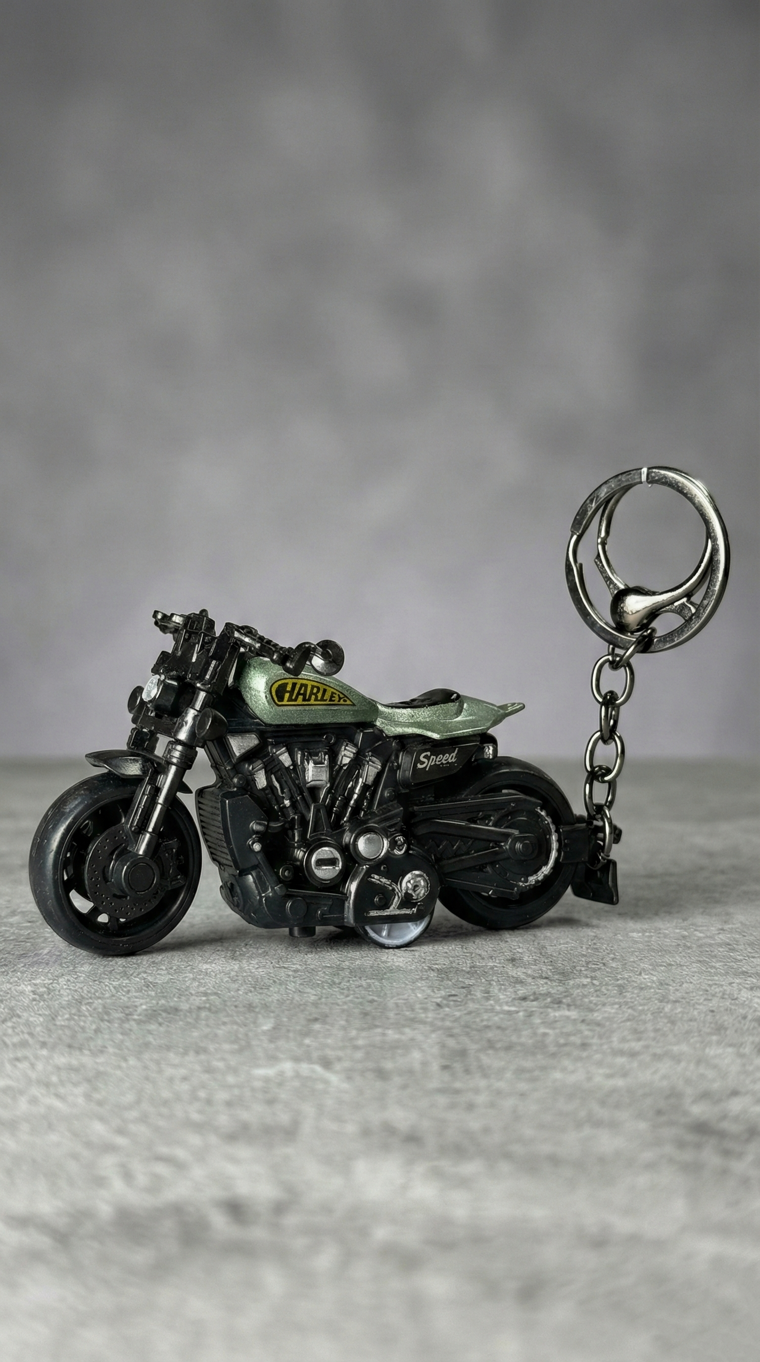 Cafe Racer Motorcycle Olive Green Tank Detailed Engine Replica Keychain | Hellzone