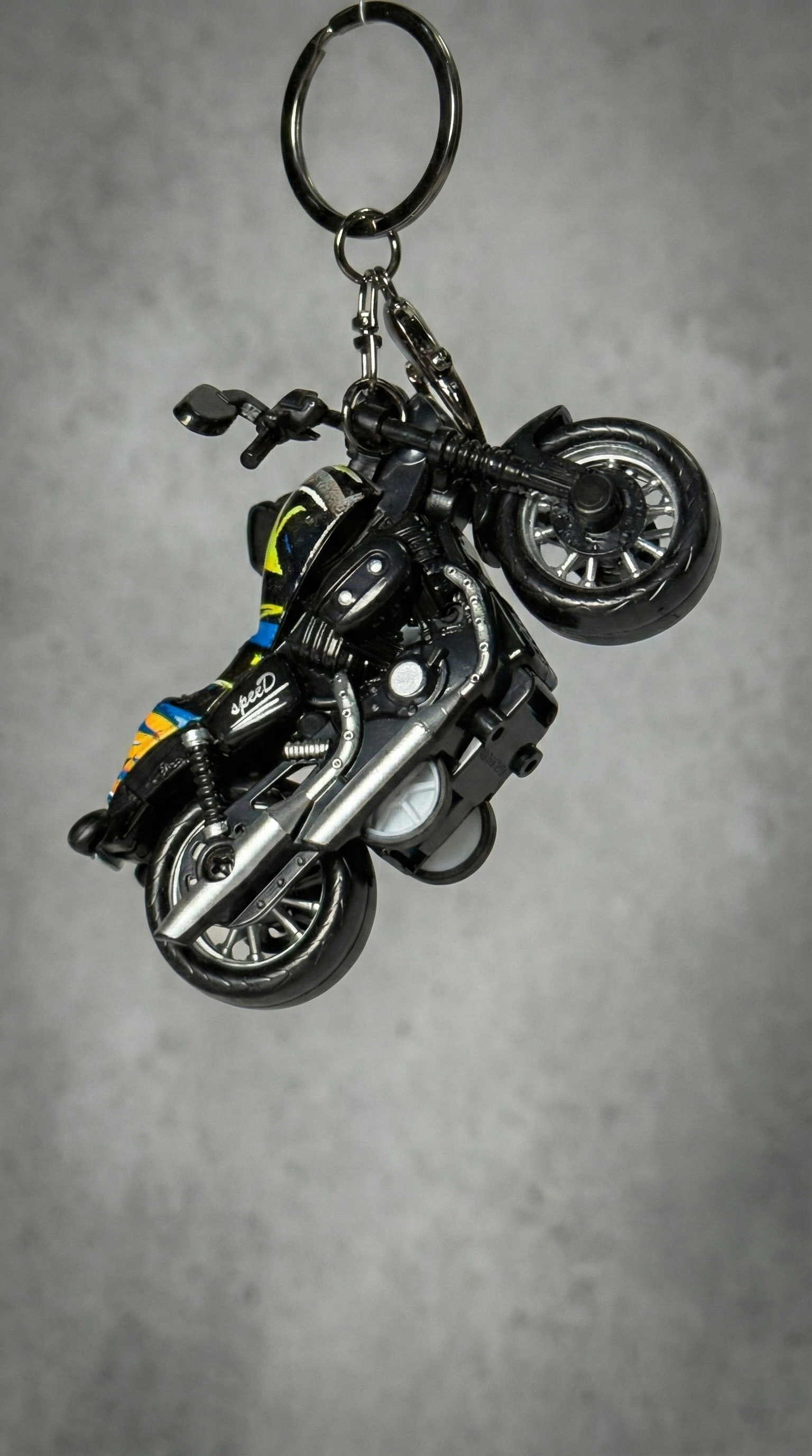 Racing Sport Motorcycle Black & Yellow Detailed Replica Keychain | Hellzone
