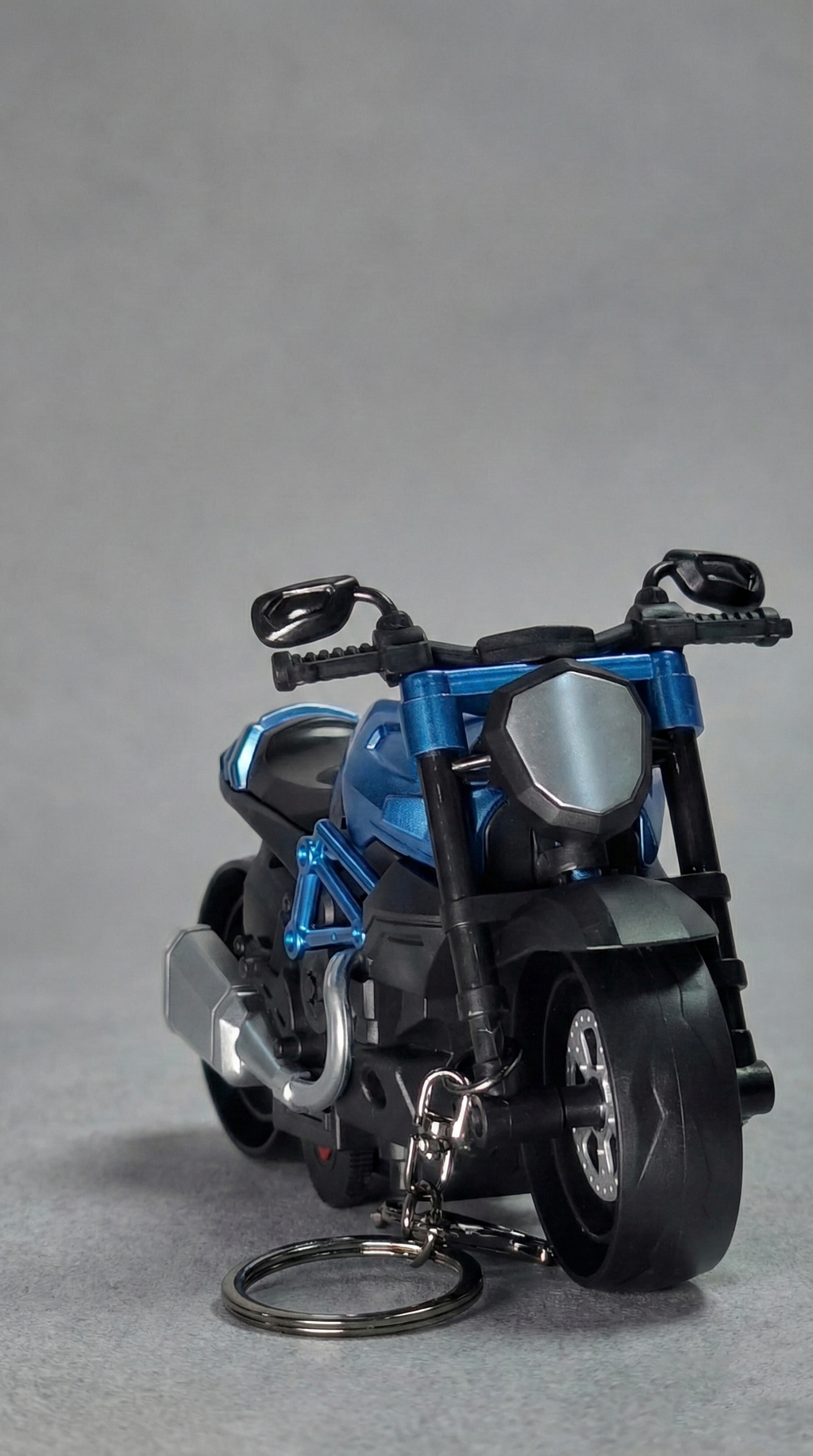 Sport Street Motorcycle Blue Metallic Finish Front View Replica Keychain | Hellzone