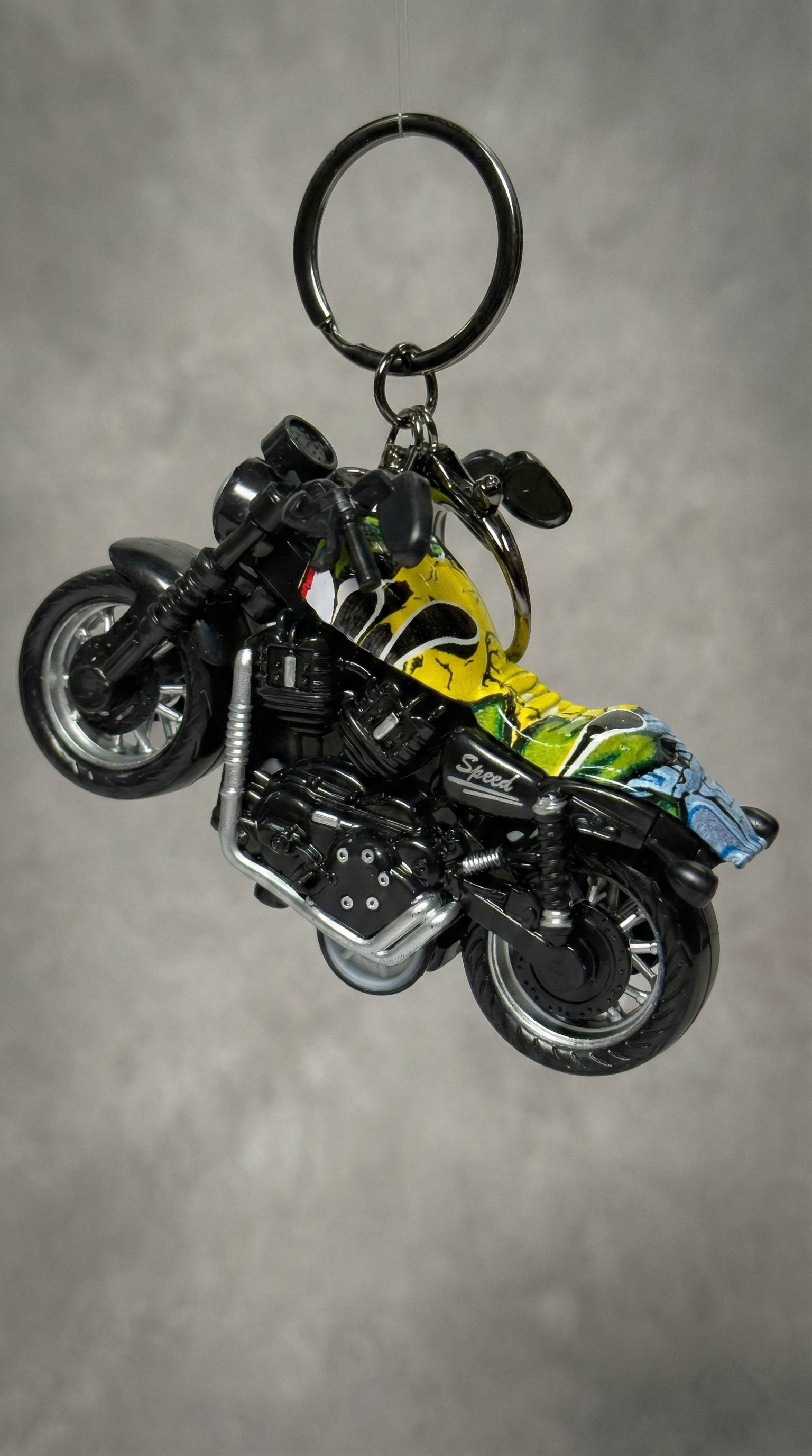 Cruiser Chopper Motorcycle Black & Yellow Graffiti Tank Replica Keychain | Hellzone
