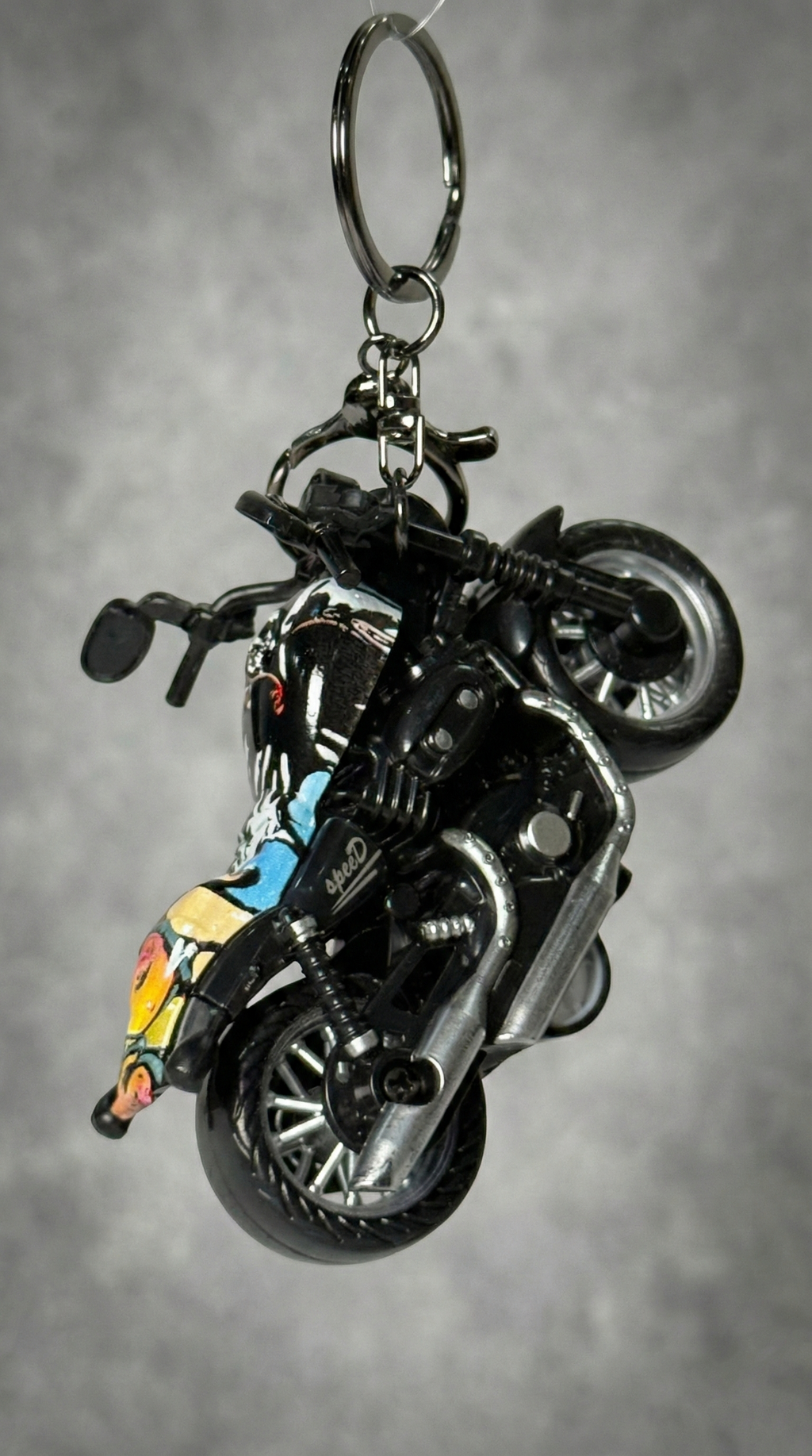 Cruiser Chopper Motorcycle Black & Pop Art Graffiti Tank Replica Keychain | Hellzone