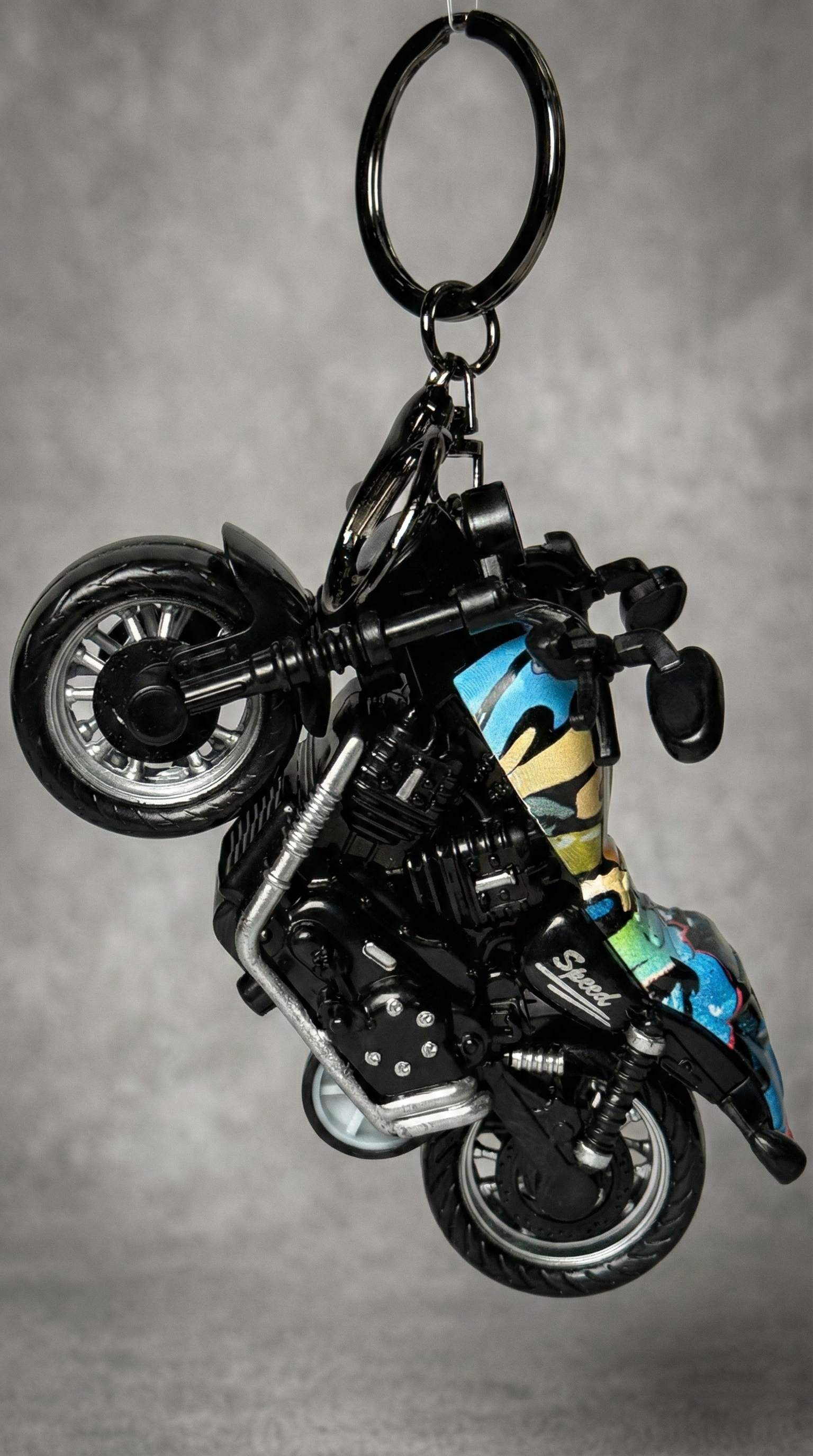 Cruiser Chopper Motorcycle Black & Urban Graffiti Tank Replica Keychain | Hellzone