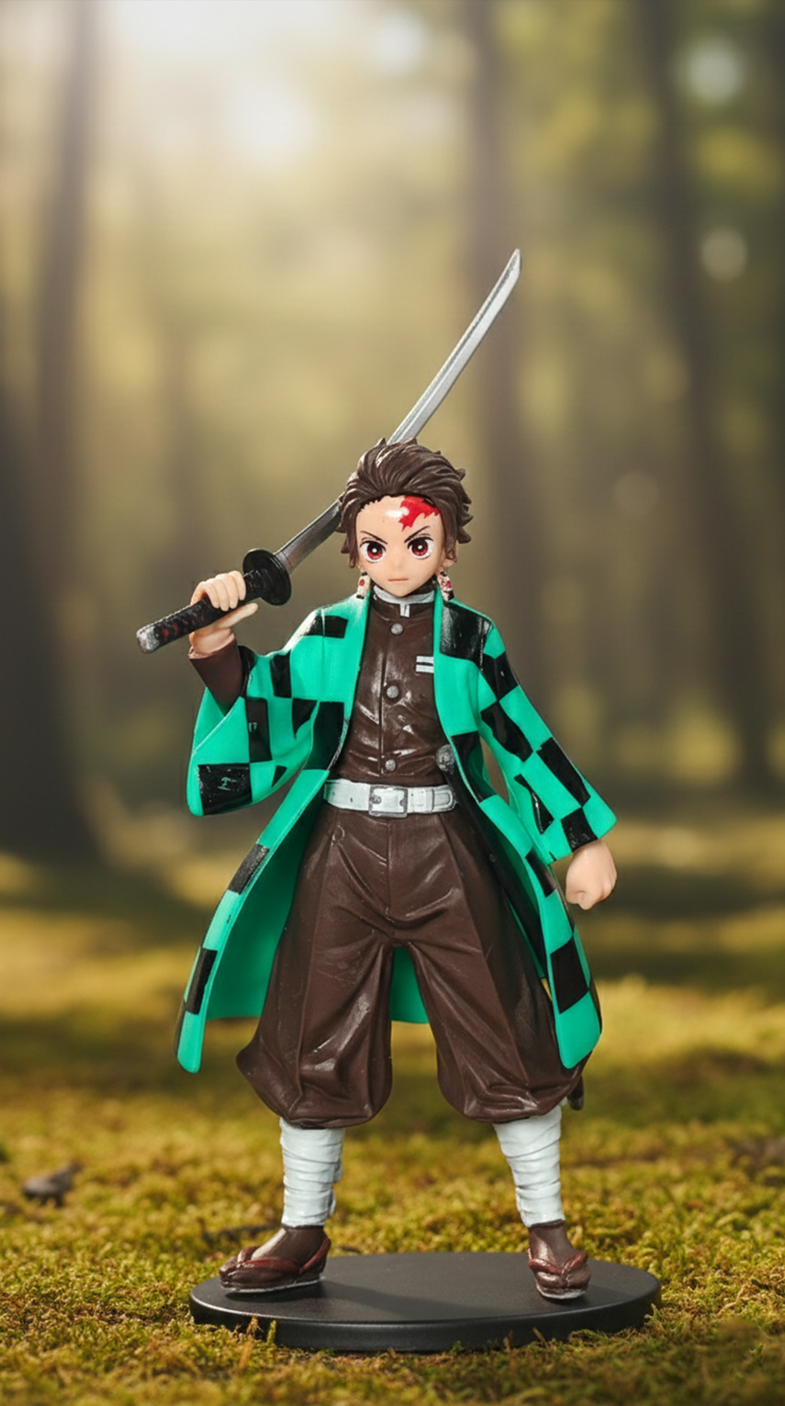 Tanjiro Kamado Sword-Wielding Pose Action Figure – Demon Slayer (15Cm)