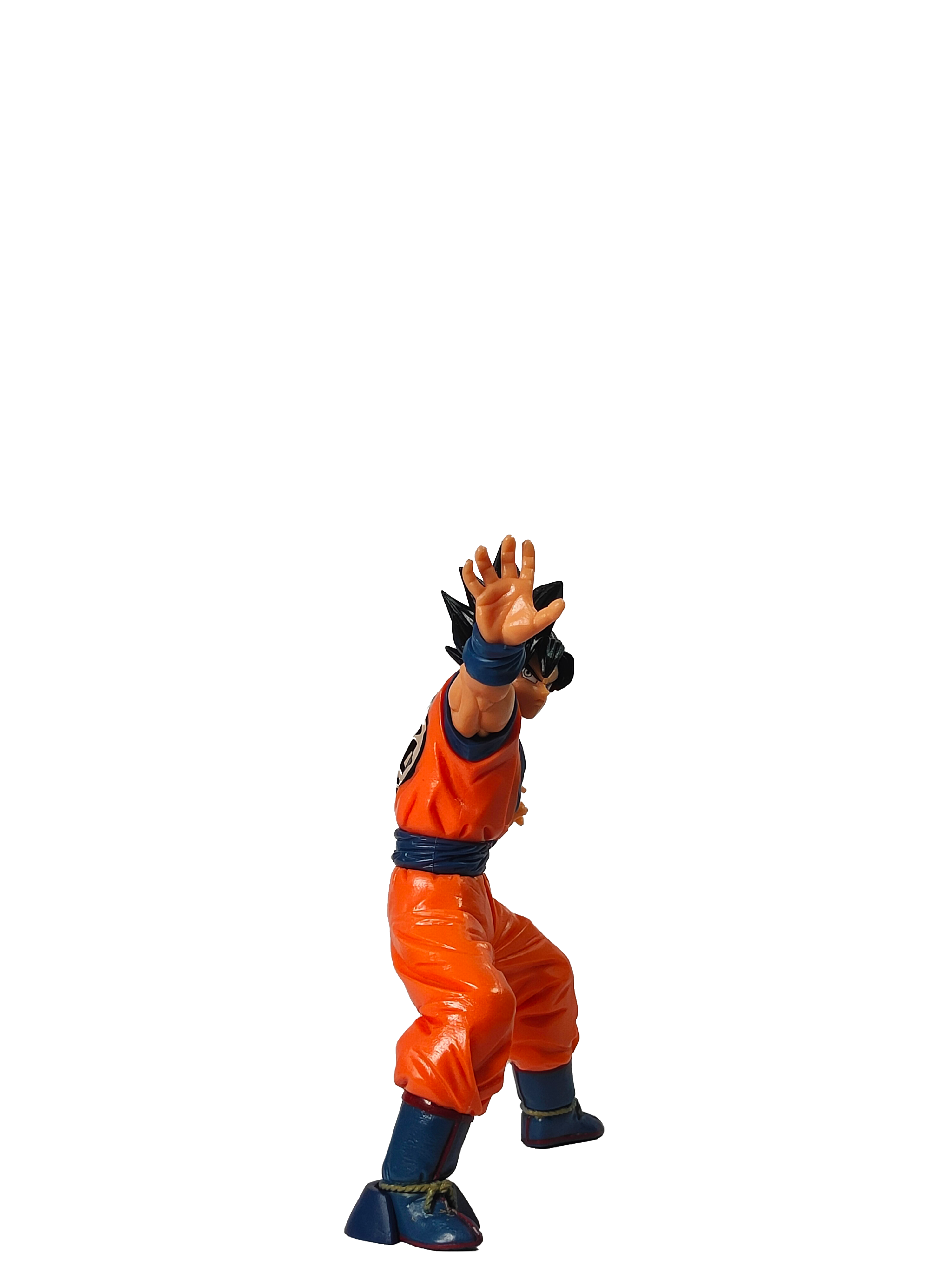 Son Goku Action Figure – Dragon Ball Z Collectible (22 CM)