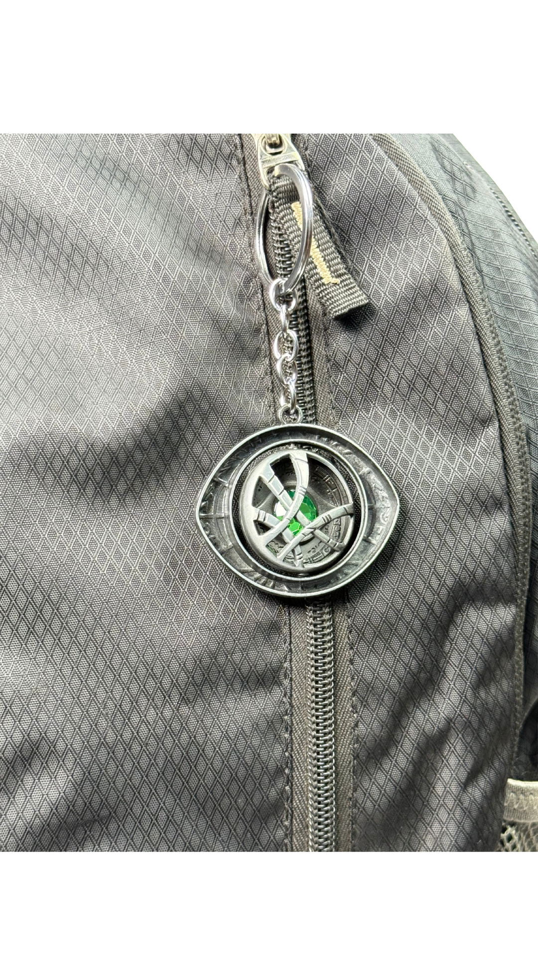 Doctor Strange Eye of Agamotto Silver Finish with Time Stone Keychain | Hellzone