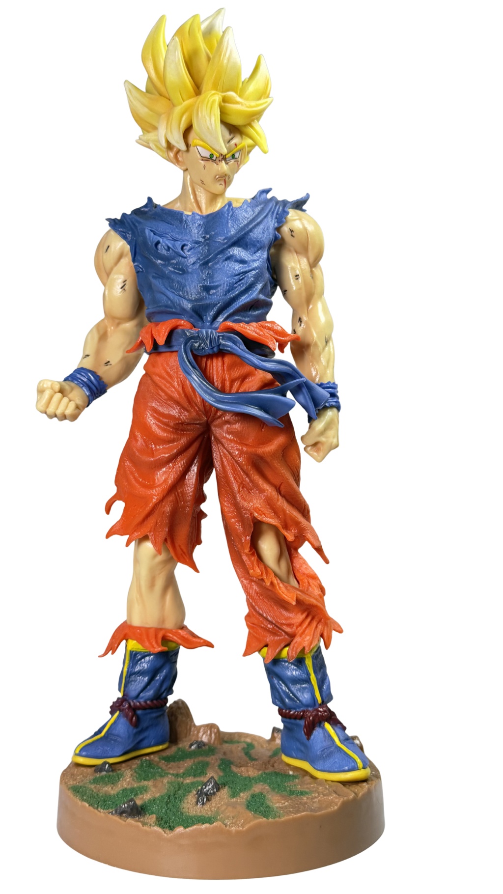 Super Saiyan Goku: Battle-Damaged Edition – Premium Action Figure (44cm) | Hellzone