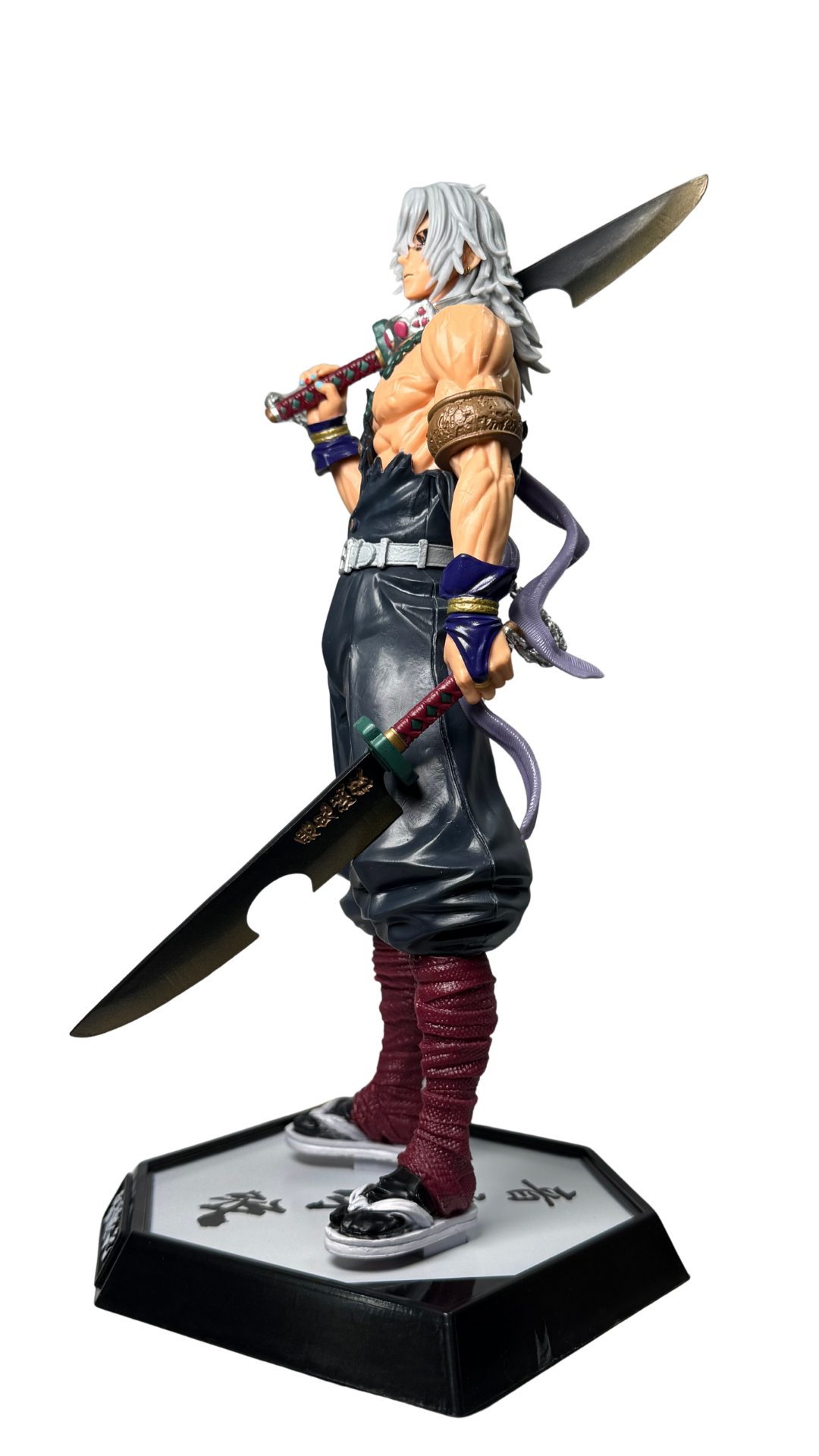 Tengen Uzui Dual Chained Nichirin Blades Action Figure (30Cm)