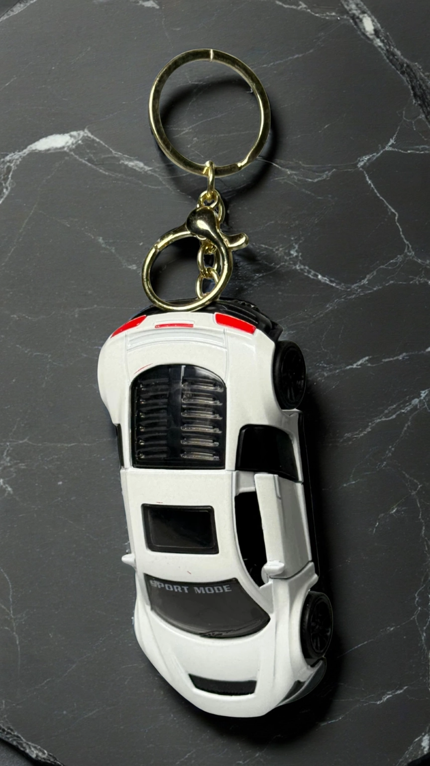 Sports Car White GT Model with Detailed Engine Bay & Gold Ring Keychain | Hellzone